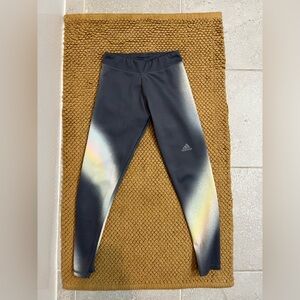 Adidas Kids regular fit gradient size 7/8 leggings